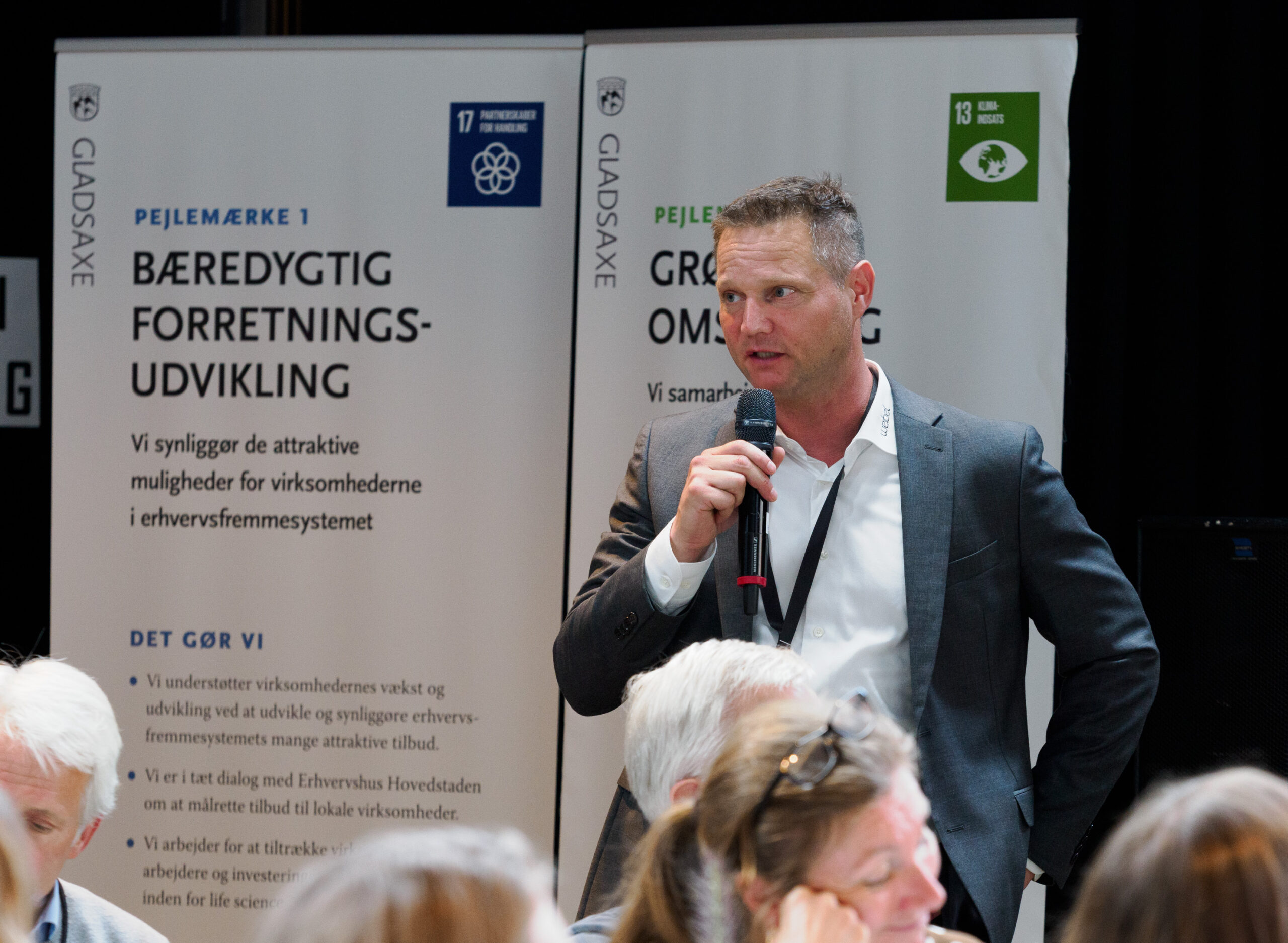 Dan Weibel fortalte om besøgene hos det lokale erhvervsliv. Som i Samarbejde med Gladsaxe Kommune foretog gratis Energi-tjek
